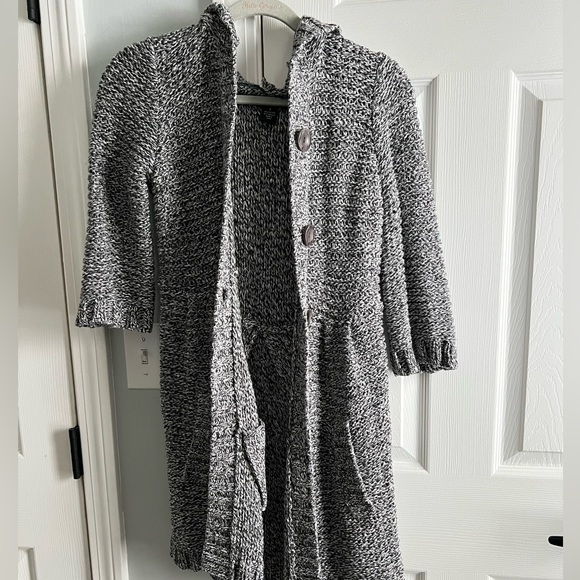 Cardigan Grey Sweater - Picture 2 of 2